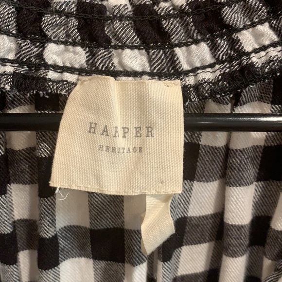 Francesca’s Blouse - Picture 3 of 3